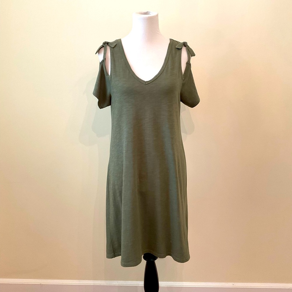 Women’s Sanctuary dress